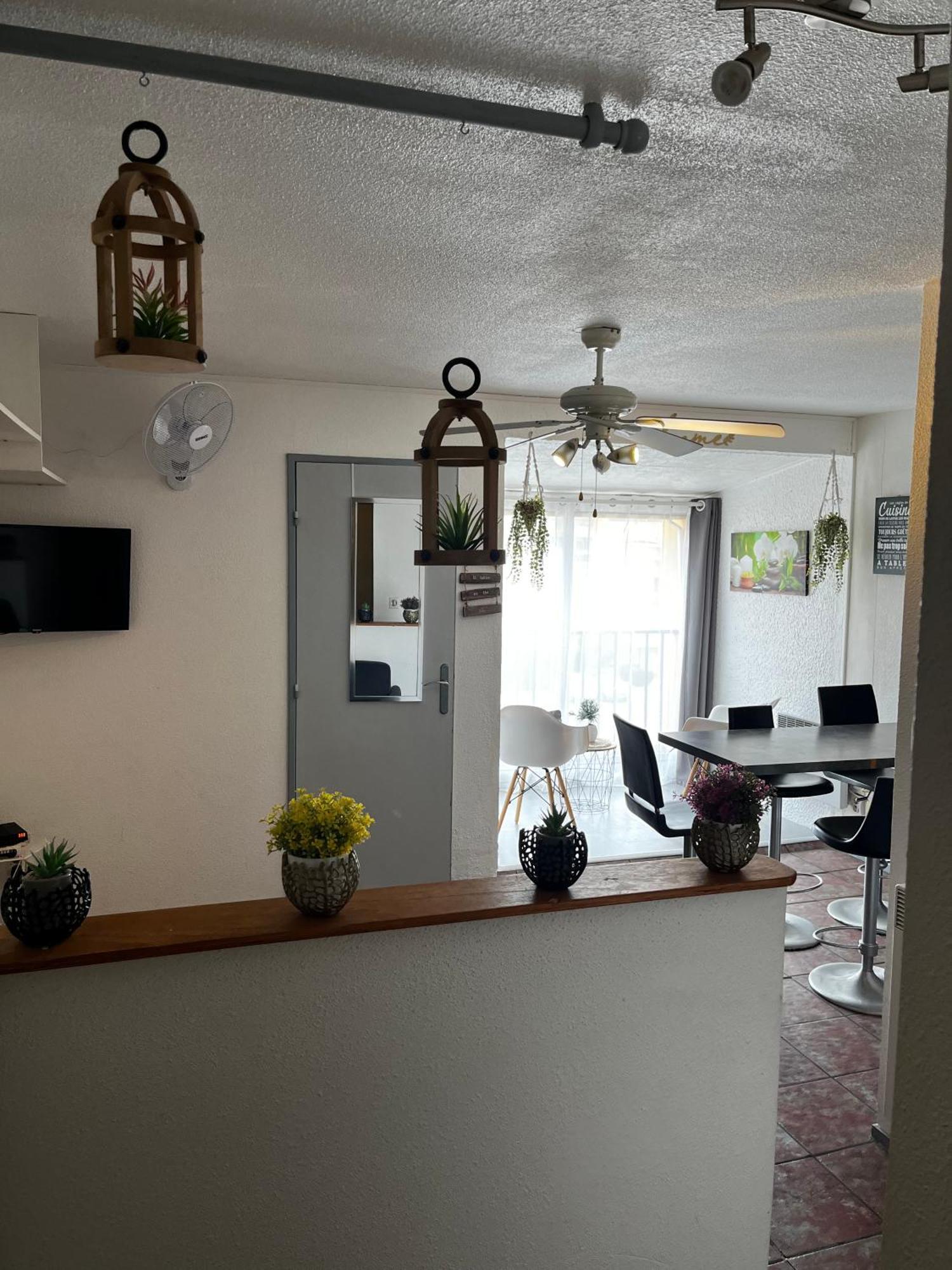 APPARTEMENT SUR LE PORT DE Gruissan Extérieur photo