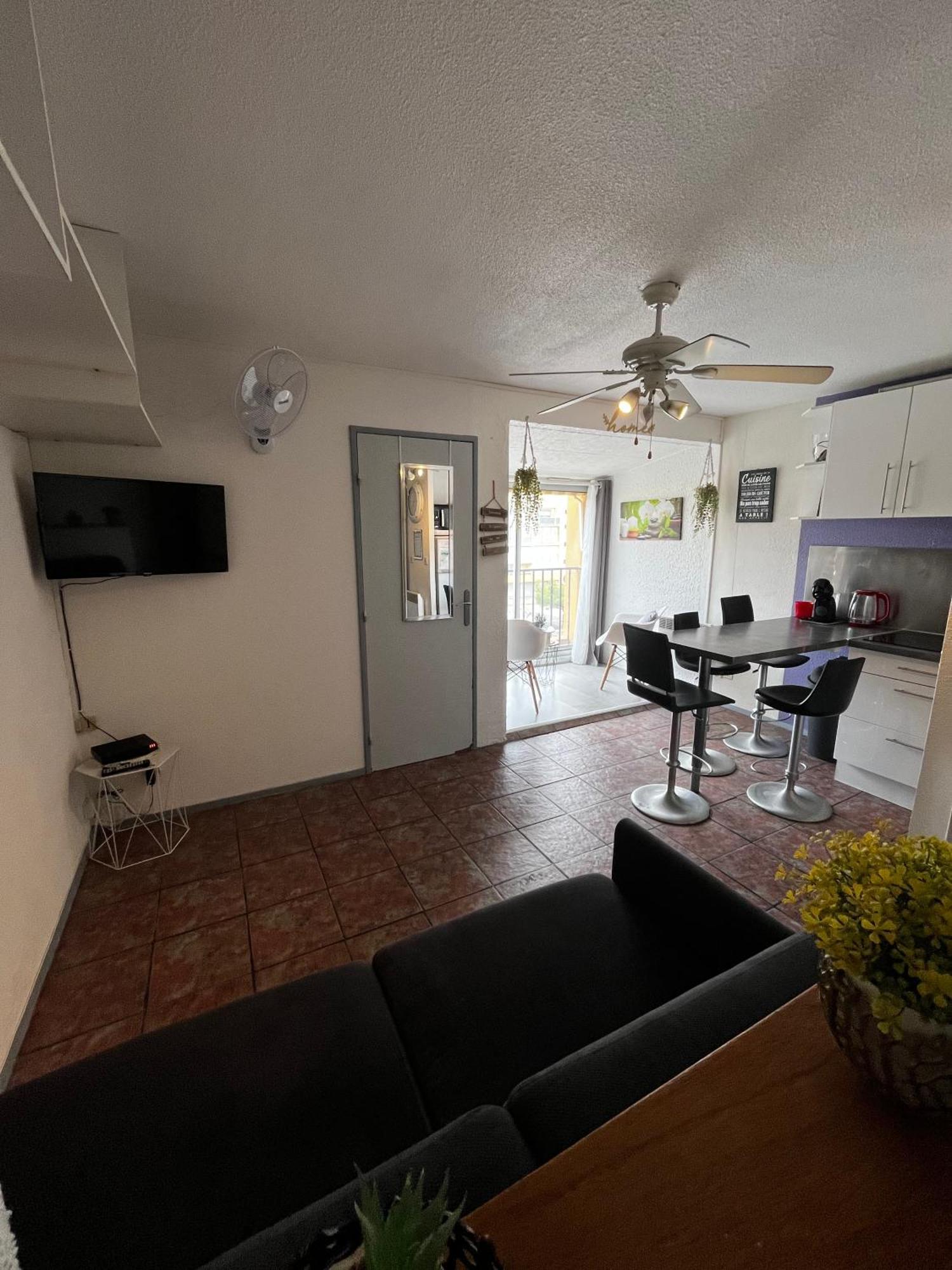 APPARTEMENT SUR LE PORT DE Gruissan Extérieur photo